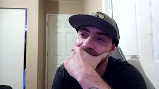 Huntzg23 online show from 03/24/26, 05:34