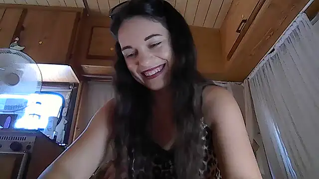 Eleni Pappa online show from 08/04/26, 12:19