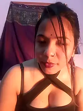 Snapshot of Hot-shot99 chatting on 01/08/25, 04:33 Hot-shot99 online show from 01/08/25, 04:33