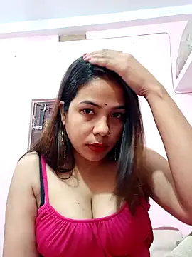 Snapshot of Hot-shot99 chatting on 02/01/25, 03:28 Hot-shot99 online show from 02/01/25, 03:28