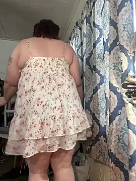 leenieb88 online show from 01/12/26, 04:01