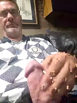 Snapshot of tileguyyy chatting on 09/16/25, 01:06 tileguyyy online show from 09/16/25, 01:06