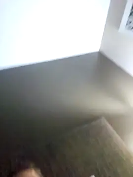 Snapshot of tileguyyy chatting on 12/23/25, 04:10 tileguyyy online show from 12/23/25, 04:10