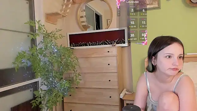 bumble bee online show from 02/15/26, 09:11