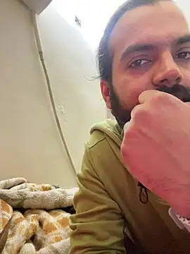 Snapshot of Arsh_Loves_Luv chatting on 12/20/24, 10:16 Arsh Loves Luv online show from 12/20/24, 10:16