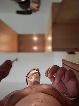 SecretlyDD online show from 04/07/26, 10:05