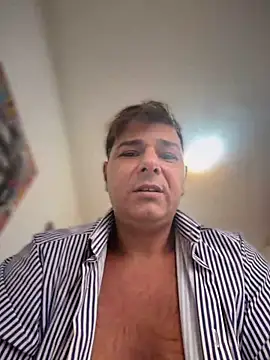 SecretlyDD online show from 04/13/26, 10:21