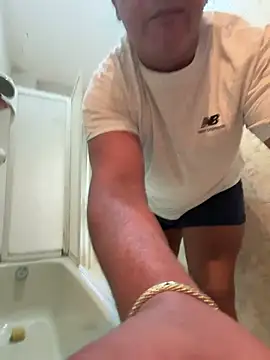 SecretlyDD online show from 04/14/26, 06:52