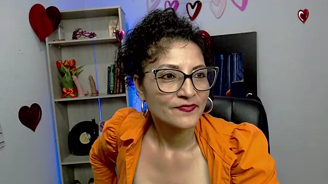 arianna ros3 online show from 02/13/25, 07:10