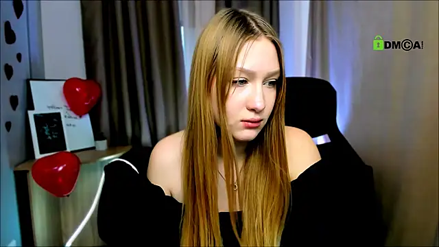 Snapshot of playful_sophie chatting on 02/18/25, 02:06 playful sophie online show from 02/18/25, 02:06