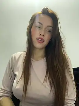 Snapshot of eriika_deep_ chatting on 02/23/25, 03:35 eriika deep online show from 02/23/25, 03:35