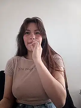 Snapshot of eriika_deep_ chatting on 02/26/25, 07:16 eriika deep online show from 02/26/25, 07:16