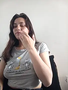Snapshot of eriika_deep_ chatting on 03/16/25, 07:49 eriika deep online show from 03/16/25, 07:49