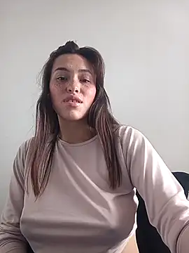 Snapshot of eriika_deep_ chatting on 03/17/25, 06:32 eriika deep online show from 03/17/25, 06:32