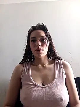 eriika deep  online show from 12/17/25, 03:51