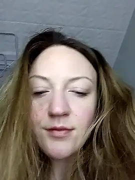 KattyLuuu online show from 04/19/26, 08:44