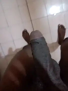 tharu111111 online show from 01/18/25, 10:49