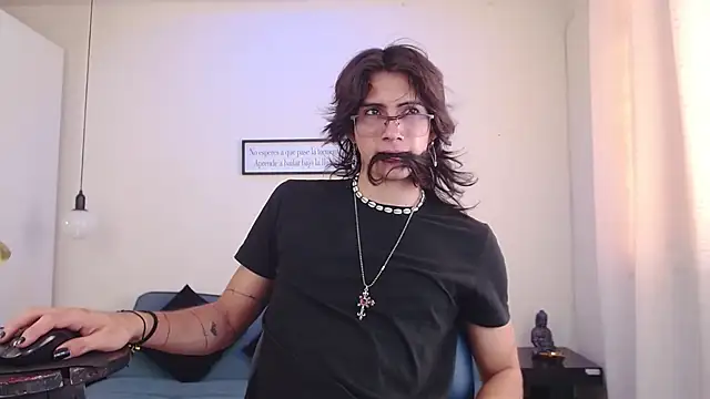 Snapshot of andreey50 chatting on 01/11/25, 07:59 andreey50 online show from 01/11/25, 07:59