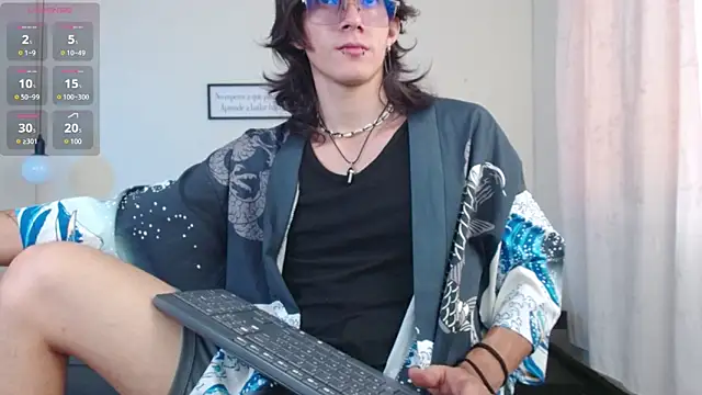 Snapshot of andreey50 chatting on 02/27/25, 08:53 andreey50 online show from 02/27/25, 08:53