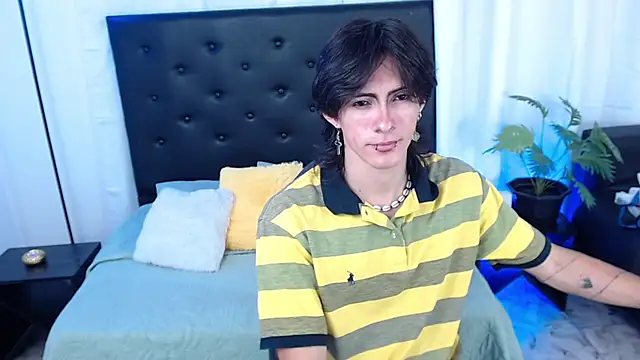 Snapshot of andreey50 chatting on 11/27/25, 01:24 andreey50 online show from 11/27/25, 01:24