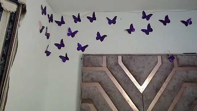 Snapshot of Anny_Fox- chatting on 05/10/26, 02:17 Anny Fox- online show from 05/10/26, 02:17