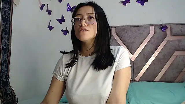 Snapshot of Anny_Fox- chatting on 05/15/26, 01:45 Anny Fox- online show from 05/15/26, 01:45