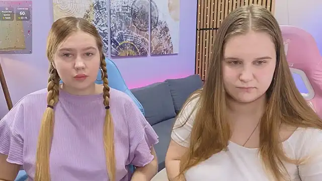 Ellie Wellie online show from 01/27/25, 02:24