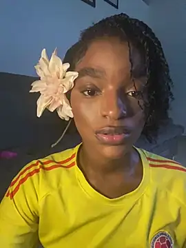 Snapshot of Zizi-campbel chatting on 02/08/25, 12:50 Zizi-campbel online show from 02/08/25, 12:50