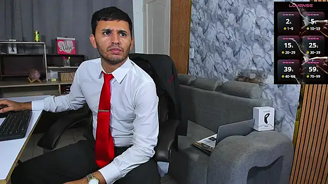 Hideintheoffice online show from 02/06/26, 06:07