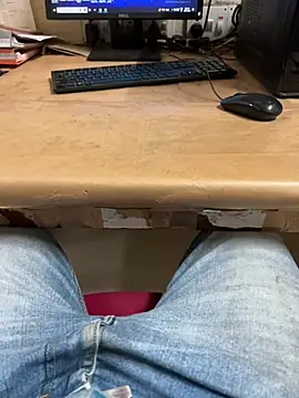 Snapshot of Hillz_king_98 chatting on 01/27/25, 09:00 Hillz king 98 online show from 01/27/25, 09:00