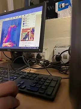 Snapshot of Hillz_king_98 chatting on 01/31/25, 08:33 Hillz king 98 online show from 01/31/25, 08:33