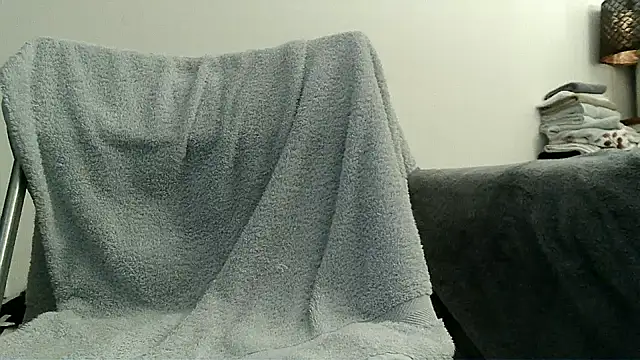 teek1234 1 online show from 01/15/25, 05:19