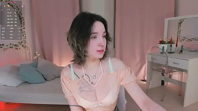 Snapshot of lilithlunna chatting on 02/04/25, 04:08 lilithlunna online show from 02/04/25, 04:08