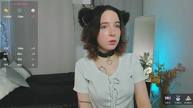 Snapshot of lilithlunna chatting on 03/04/25, 04:09 lilithlunna online show from 03/04/25, 04:09