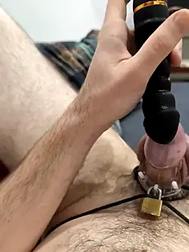 Snapshot of LeoSubLifestyle4You chatting on 03/04/25, 08:16 LeoSubLifestyle4You online show from 03/04/25, 08:16