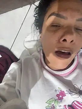 briannaa557 online show from 12/30/24, 05:02