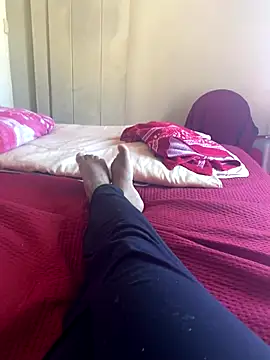 briannaa557 online show from 09/15/25, 12:49