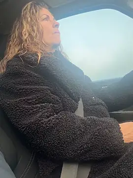 sansan2411 online show from 03/23/26, 07:34