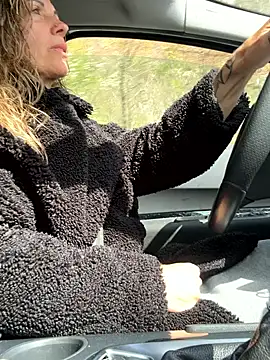 sansan2411 online show from 03/29/26, 01:33