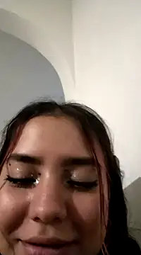 Snapshot of Ema_kraus chatting on 02/18/25, 08:05 Ema kraus online show from 02/18/25, 08:05