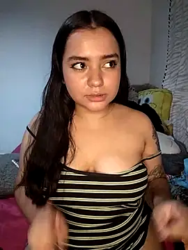 Snapshot of Ema_kraus chatting on 03/17/25, 09:33 Ema kraus online show from 03/17/25, 09:33