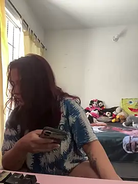 Ema kraus online show from 04/12/26, 06:02