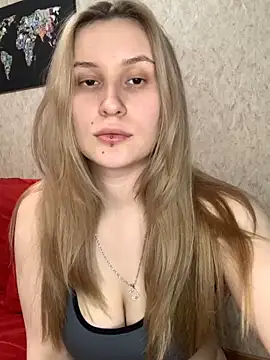 Snapshot of Sweet_white_chocolate chatting on 01/22/25, 08:49 Sweet white chocolate online show from 01/22/25, 08:49