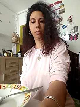 naughty69curls online show from 02/18/26, 10:33