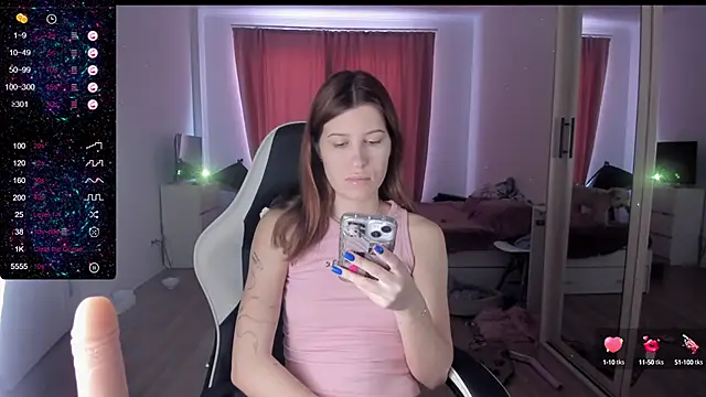 Snapshot of Agnes_Allenn chatting on 02/24/25, 07:44 Agnes Allenn online show from 02/24/25, 07:44