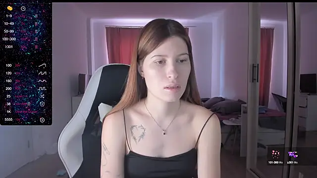 Snapshot of Agnes_Allenn chatting on 03/07/25, 07:41 Agnes Allenn online show from 03/07/25, 07:41