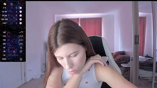 Snapshot of Agnes_Allenn chatting on 03/10/25, 10:37 Agnes Allenn online show from 03/10/25, 10:37