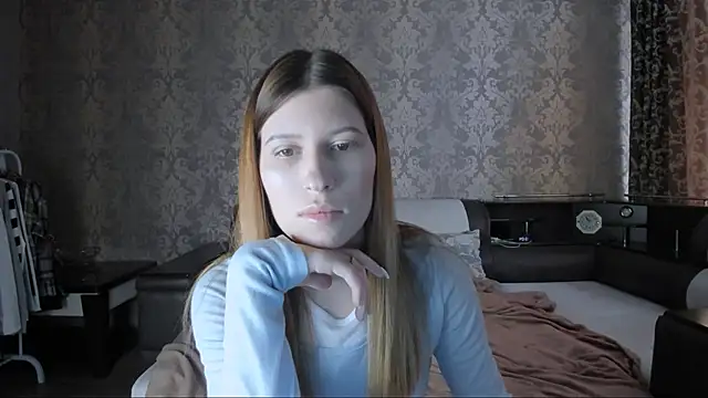 Snapshot of Agnes_Allenn chatting on 09/11/25, 10:04 Agnes Allenn online show from 09/11/25, 10:04