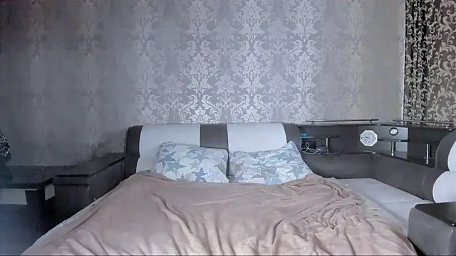 Snapshot of Agnes_Allenn chatting on 10/23/25, 11:20 Agnes Allenn online show from 10/23/25, 11:20