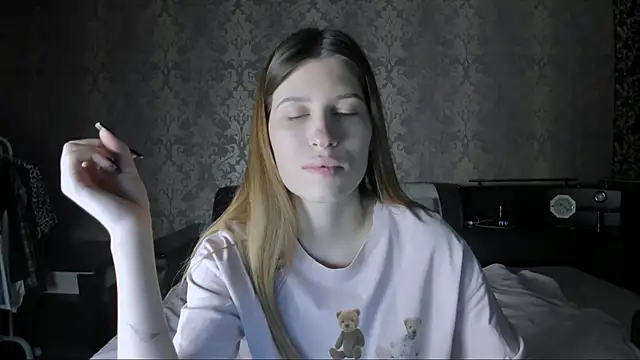 Snapshot of Agnes_Allenn chatting on 11/14/25, 10:36 Agnes Allenn online show from 11/14/25, 10:36